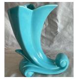 B - TURQUOISE ART DECO VASE 8'T (F65)