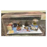M - COLLECTIBLES IN DISPLAY BOX (K55)