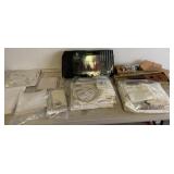 M - MIXED LOT OF TABLE LINENS (G6)