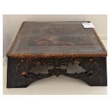 M - CARVED STAND / TABLE WITH GLASS 10X15X20" (M4)