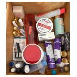 M - MIXED LOT OF HEALTH & BEAUTY ITEMS (R3)