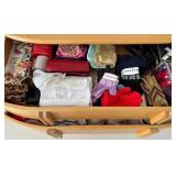 M - MXED LOT OF GLOVES, SOCKS, LINGERIE (R7)