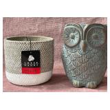 43 - THREE HANDS PLANTER POTS (T3)