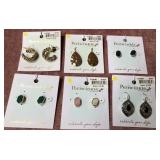 9 - SIX PAIR COSTUME JEWELRY EARRINGS (W105)