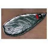 43 - THREE HANDS LEAF PLATE (S15)