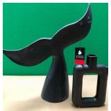 43 - WHALE TALE SCULPTURE & BUD VASE (S20)