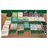 43 - MIXED LOT OF GARDEN STAKES & ORNAMENTS (P52)