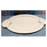 43 - GOOD WINE SERVING TABLE (D86)