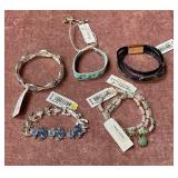 9 - MIXED LOT OF BRACELETS (W129)