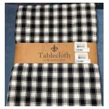43 - CLASSIC BLACK WHITE PLAID TABLECLOTH (D159)