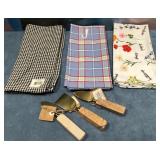 43 - MUDPIE LINENS AND UTENSILS(D139)