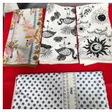 43 - DECORATIVE TABLE RUNNER AND TOWELS (A408)