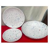 43 - MELAMINE 3 PC BOWL SET (C176)