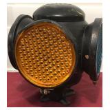 Z - VINTAGE FOUR-WAY RAILROAD SWITCH LAMP (A101)