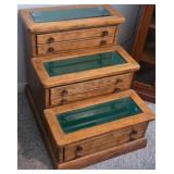 Z - VINTAGE "LIBRARY" STEPS 26"T (L143)