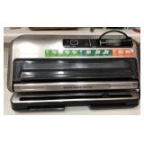 Z - FOODSAVER 2-IN-1 SYSTEM (L7)