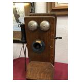 Z - ANTIQUE WALL-MOUNT TELEPHONE (A262)