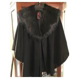 Z - CAPE-STYLE JACKET WITH FUR COLLAR SIZE S/XS