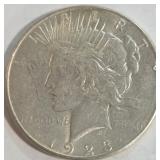 1923 - PEACE SILVER DOLLAR (999 A96)
