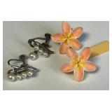 D - TWO PAIR COSTUME JEWELRY EARRINGS (J74)