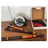 D - POWER SAW & DRILL, PRUNERS (G29)
