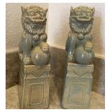 D - PAIR OF CHINESE TEMPLE DOGS 11"T (D16)