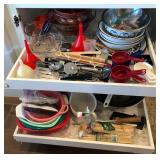 D - MIXED LOT OF UTENSILS, BOWLS & MORE (K8)