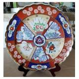 D - JAPANESE IMARI PORCELAIN CHARGER WITH STAND