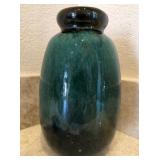 D - ART POTTERY GLAZED VASE (D17)