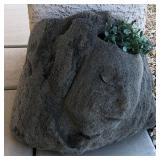 D - CARVED FACE PLANTER