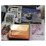 D - MIXED LOT OF TRAVEL COLLECTIBLES (K84)