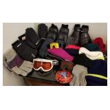 D - MIXED LOT OF GLOVES, SCARVES, HATS, GOGGLES