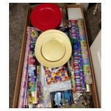 D - GIFT WRAP & CHARGER PLATES (E8)