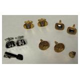 D - LOT OF VINTAGE CUFFLINKS (J21)