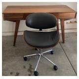 D - WINNERS ONLY MID-CENTURY STYLE DESK & CHAIR