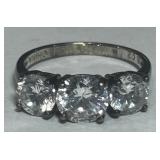 STERLING SILVER CZ RING 2.30GRS