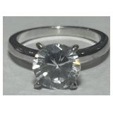 STERLING SILVER CZ RING 2.80GRS