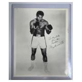 RARE MUHAMMAD ALI HAND SIGNED PHOTOGRAPH - 8'X 10'