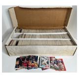 HUGE LOT OF 100'S OF VINTAGE SPORTS CARDS IN BOX