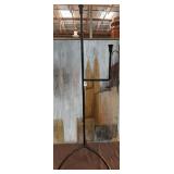 486 - WROUGHT IRON CANDLE HOLDER 46'T (Z168)