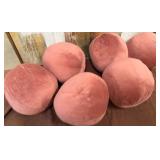486 - LOT OF SIX BALL PILLOWS (Z134)