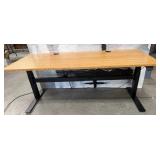 484 - UPLIFT DESK WORK STATION