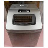 486 - FRIGIDAIRE ICE MAKER (Z11)
