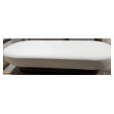 486 - MODERN DESIGN UPHOLSTERED BENCH SEAT