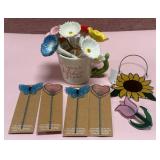 43 - FLORAL GARDEN STAKE DECOR SET