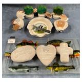 43 - GARDEN DECOR AND SERVING SET