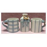 43 - BLUE STRIPED CERAMIC MUG VASE SET