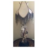 R - VICTORIAN-STYLE FIGURAL TABLE LAMP (B11)