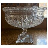 R - CRYSTAL PEDESTAL BOWL (K72)