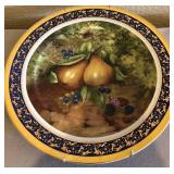 R - LIMOGES PORCELAIN HAND PAINTED PLATE (P41)